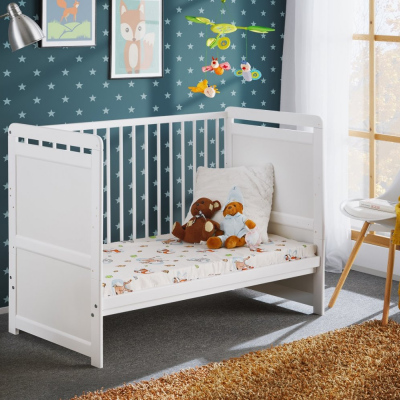 Kinderbett mit Matratze NAE - 60x120, weiß