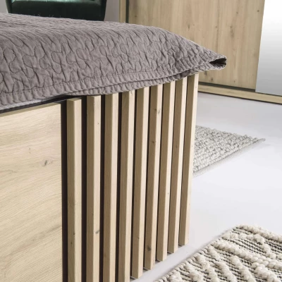 Bett mit gepolsterten Paneelen AIMY – 180 x 200 cm, Eiche, handgefertigt