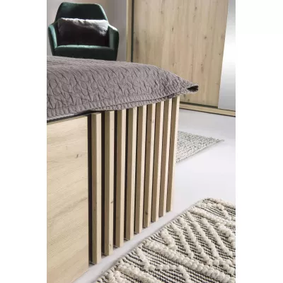 Bett mit gepolsterten Paneelen AIMY – 160 x 200 cm, Eiche, handgefertigt