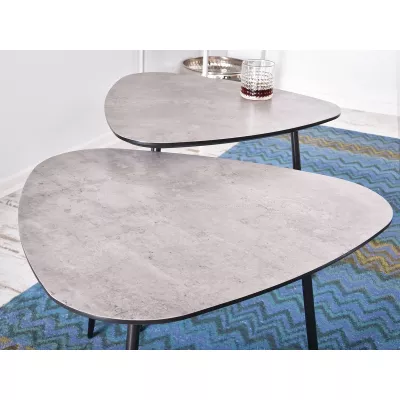 Kleiner Couchtisch KEVIN - Beton / Schwarz