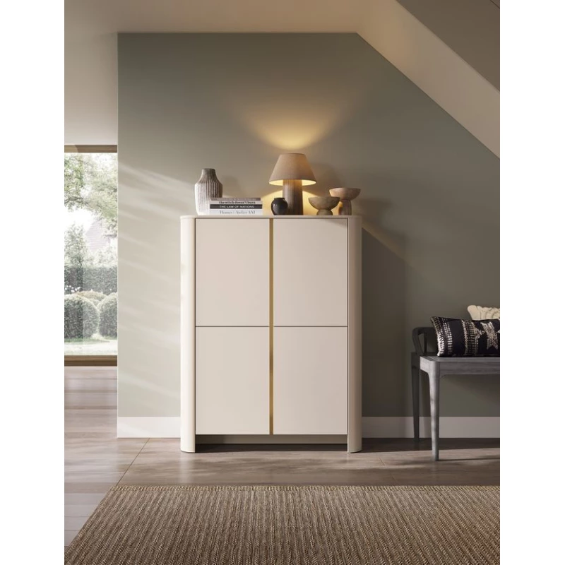 Hohe Kommode BETTY – Kaschmir/Gold