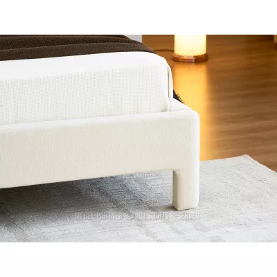 Gepolstertes Doppelbett 180x200 JANINE - Creme