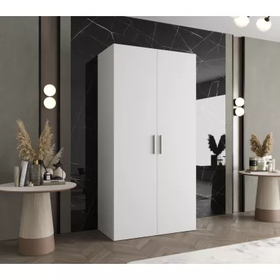 Geräumiger Kleiderschrank HELMA 1 100 cm - weiß / silberne Griffe