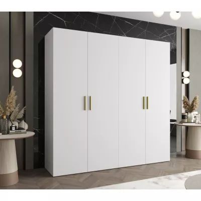 Geräumiger Kleiderschrank HELMA 1.200 cm - weiß / goldene Griffe
