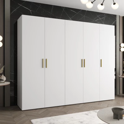 Geräumiger Kleiderschrank HELMA 1.250 cm - weiß / goldene Griffe