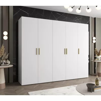 Geräumiger Kleiderschrank HELMA 1.250 cm - weiß / goldene Griffe