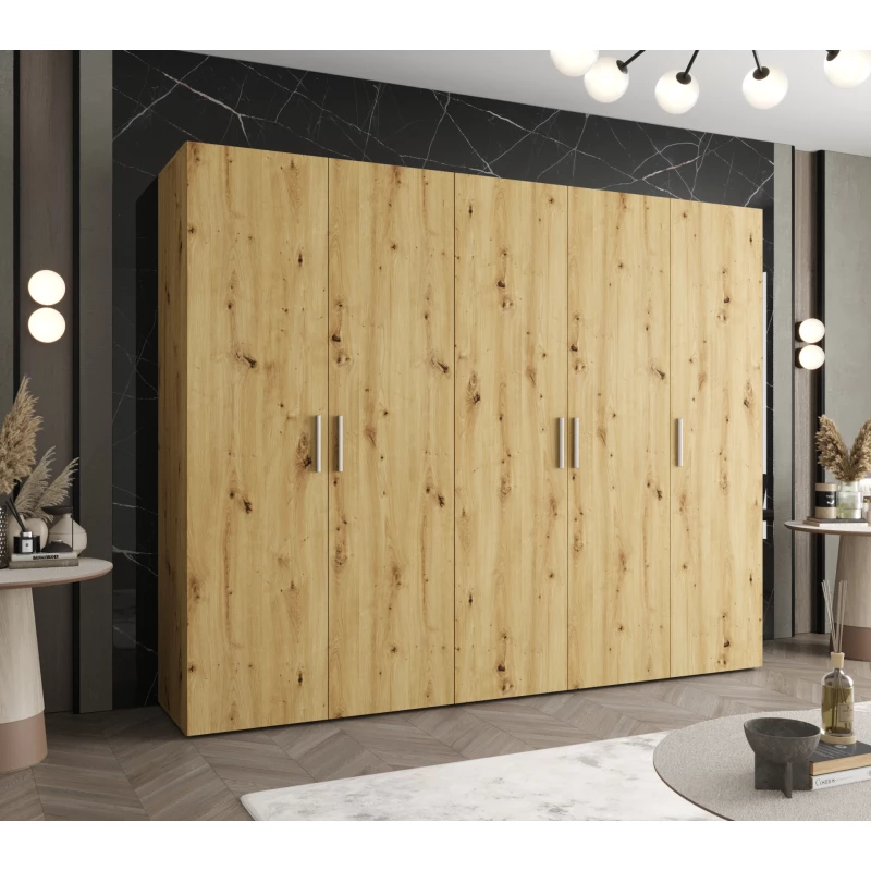 Geräumiger Kleiderschrank HELMA 1.250 cm - Eiche handgefertigt / silberne Griffe
