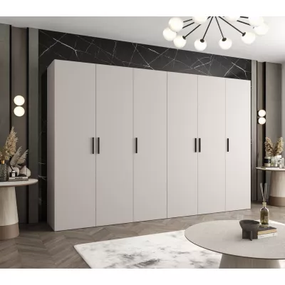 Geräumiger Kleiderschrank HELMA 1.300 cm - Kaschmir / schwarze Griffe