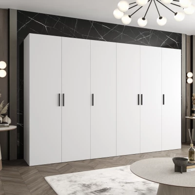 Geräumiger Kleiderschrank HELMA 1.300 cm - weiß / schwarze Griffe