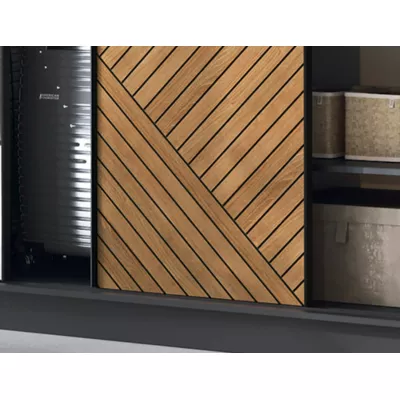 Kleiderschrank mit Spiegel und Schiebetüren 180 cm VALORA - schwarz / karamellfarbene Eiche