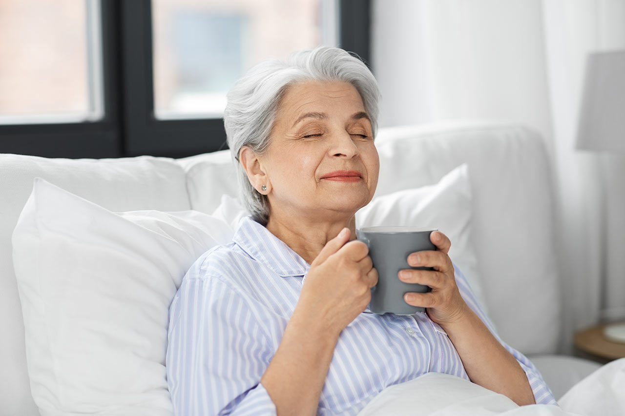 Ein bequemes Bett wirkt sich positiv auf die Gesundheit und Stimmung eines jeden Senioren aus. Wählen Sie sorgfältig aus