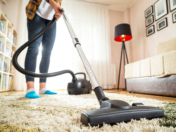 So reinigen Sie Teppiche mit Mitteln, die Sie normalerweise zu Hause haben